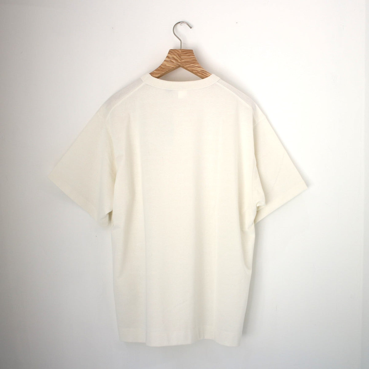 ECO HYBRID BOX LOGO EMBROIDERY TEE(エコハイブリッドボックスロゴエンブロイダリーTシャツ)