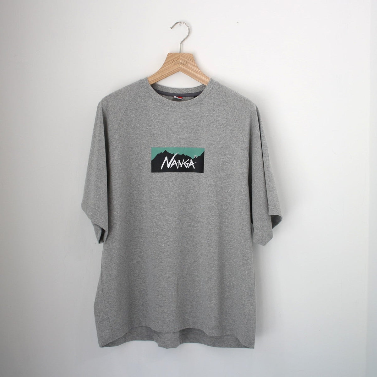 ECO HYBRID BOX LOGO LOOSE FIT TEE(エコハイブリッドボックスロゴルーズフィットティー)