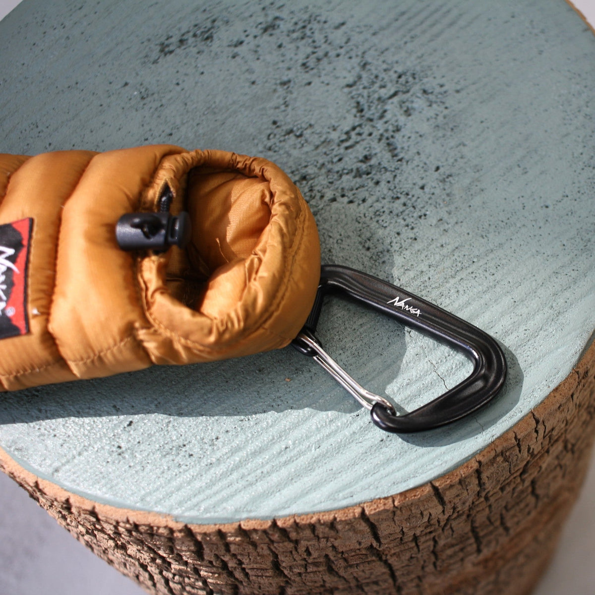MINI SLEEPING BAG PHONE CASE（ミニ スリーピングバッグ フォンケース）