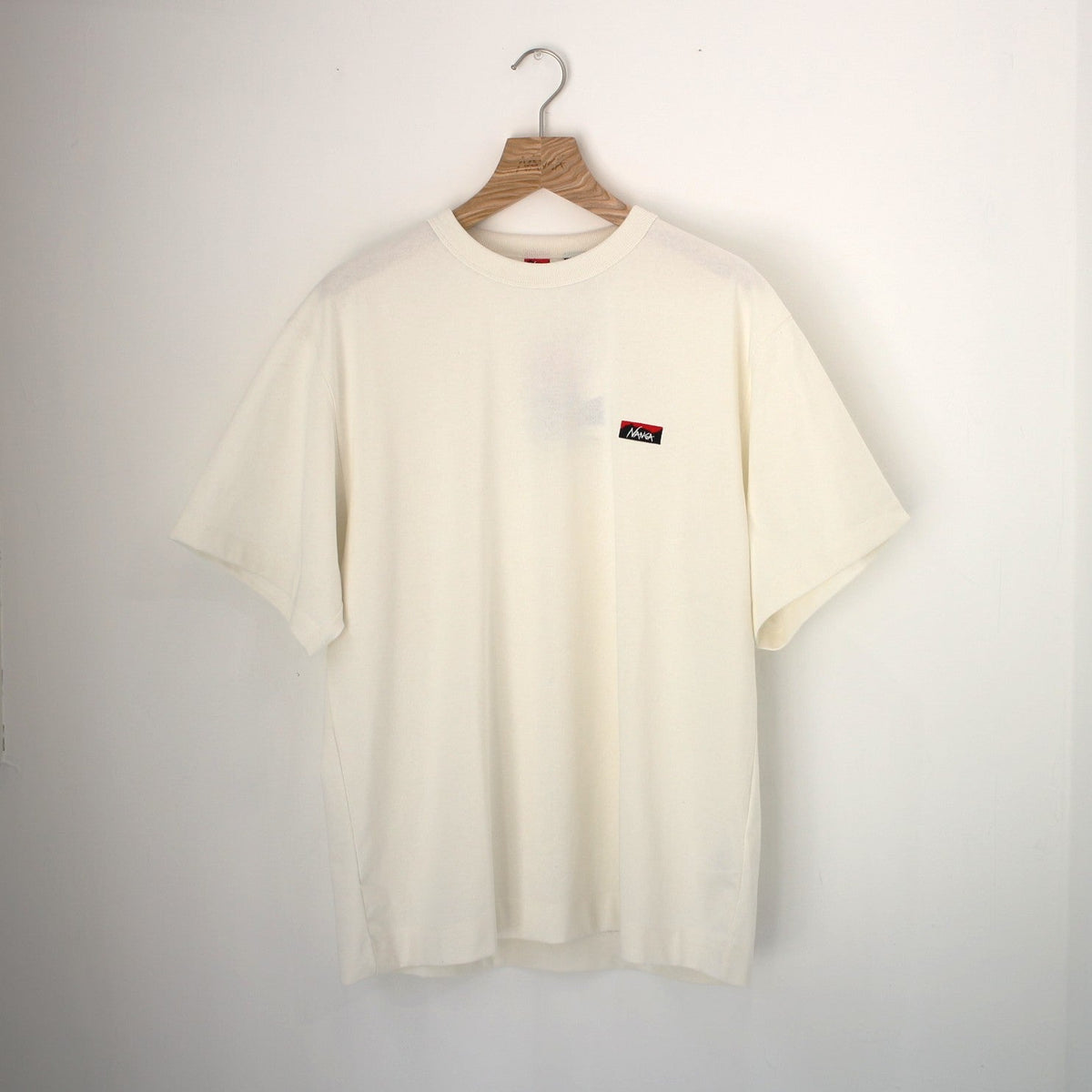 ECO HYBRID BOX LOGO EMBROIDERY TEE(エコハイブリッドボックスロゴエンブロイダリーTシャツ)