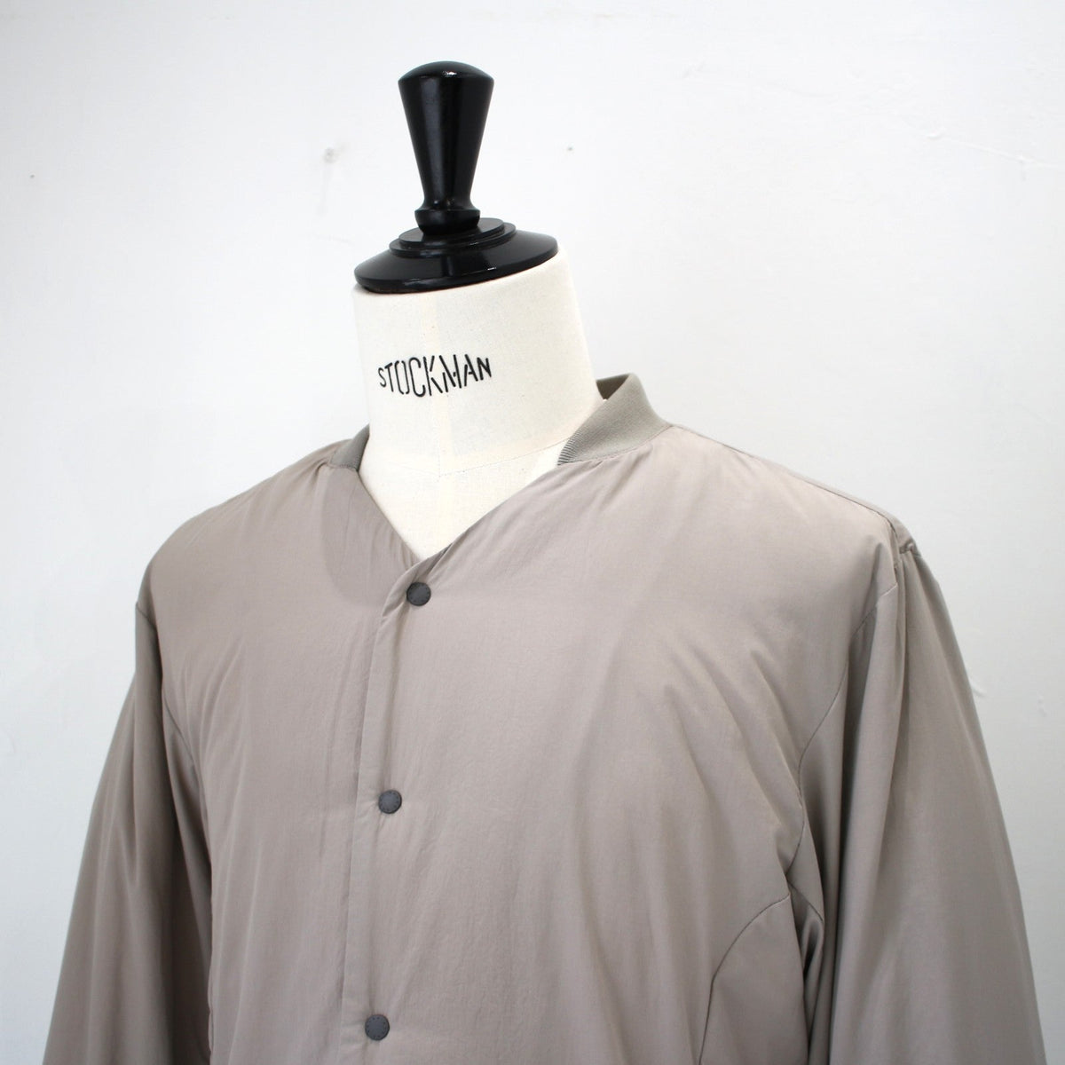 NO COLLAR SOFT DOWN CARDIGAN(MENS)ノーカラーソフトダウンカーディガン