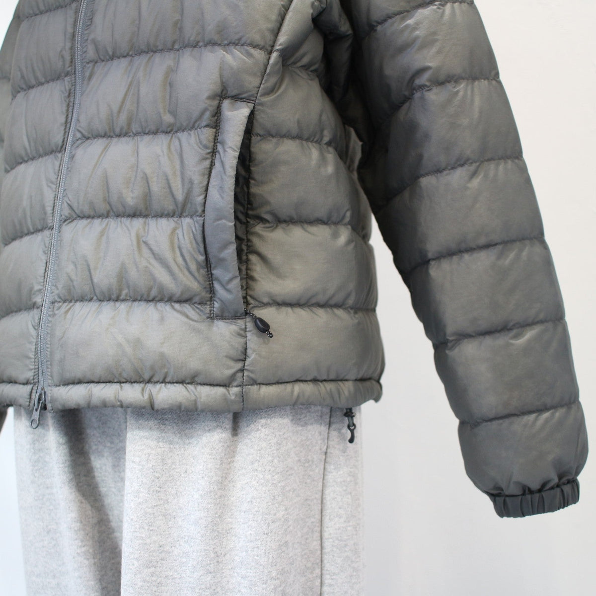 SHEER DOWN JKT W(WOMEN)シアーダウンジャケット